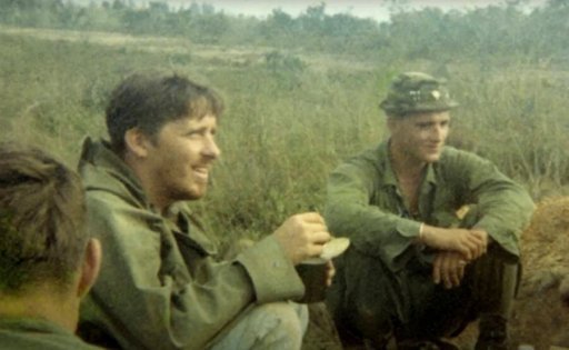 Blog - John Donohue a jeho šílená pivní cesta do vietnamské války