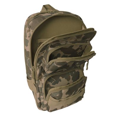 Batoh TACTICAL TRAVELER přes rameno FRED BEAR CAMO