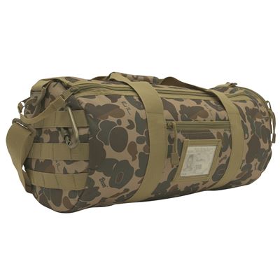 Taška TACTICAL TRAVELER 19" přes rameno FRED BEAR CAMO