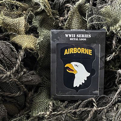 Znak kovový 101st Airborne Division se samolepou